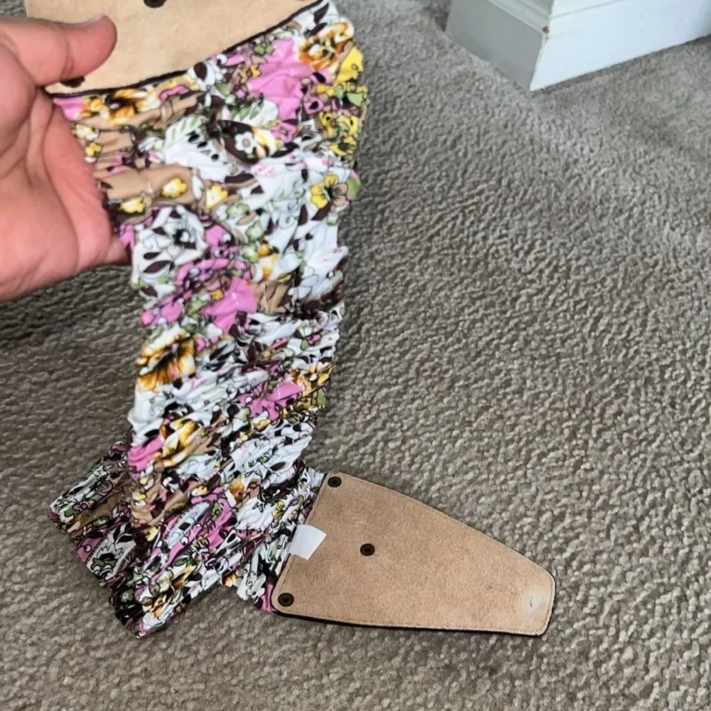 Women’s stretchable belt size S EUC